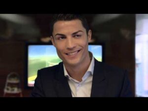 El anuncio de Cristiano Ronaldo con Pelé para Fly Emirates